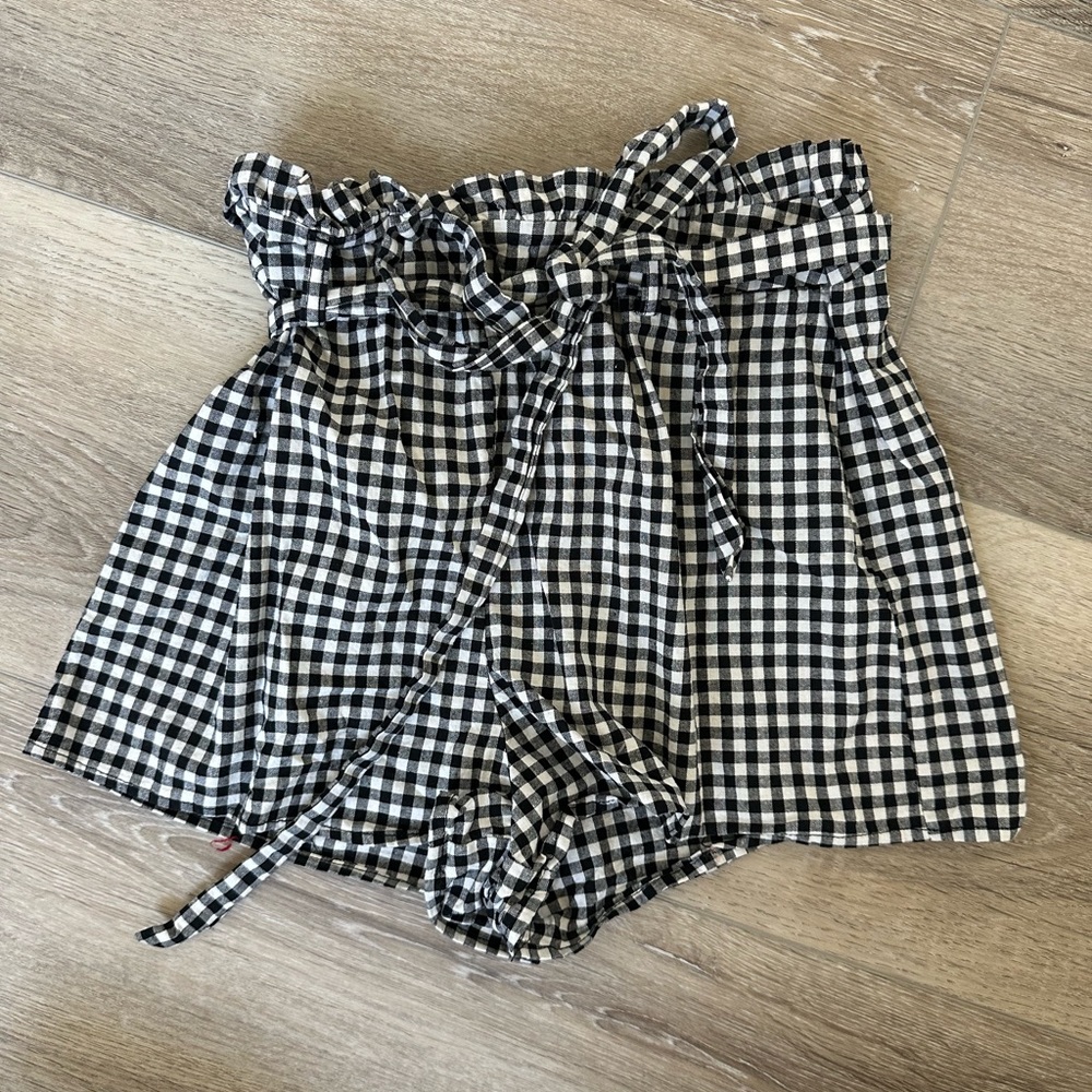 Forever21 Gingham print shorts